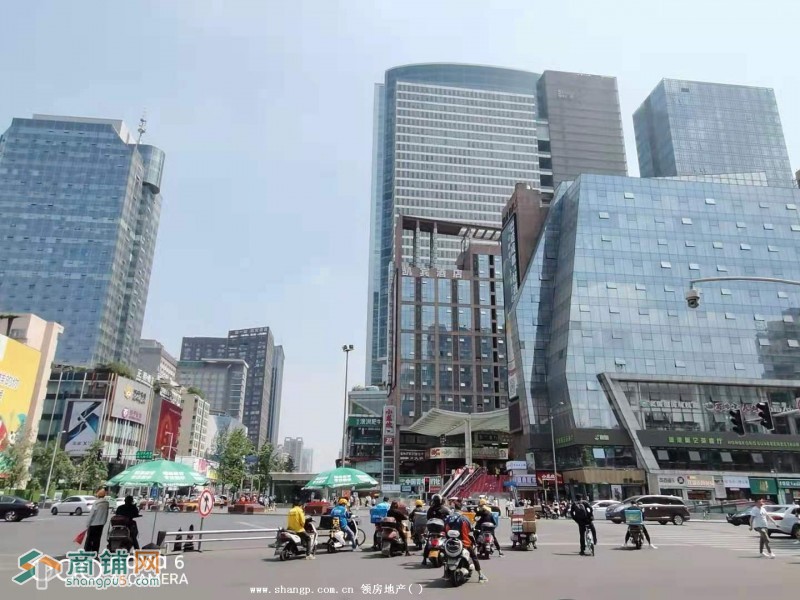 100万出头年租8万春熙路地铁口铺面急售图3