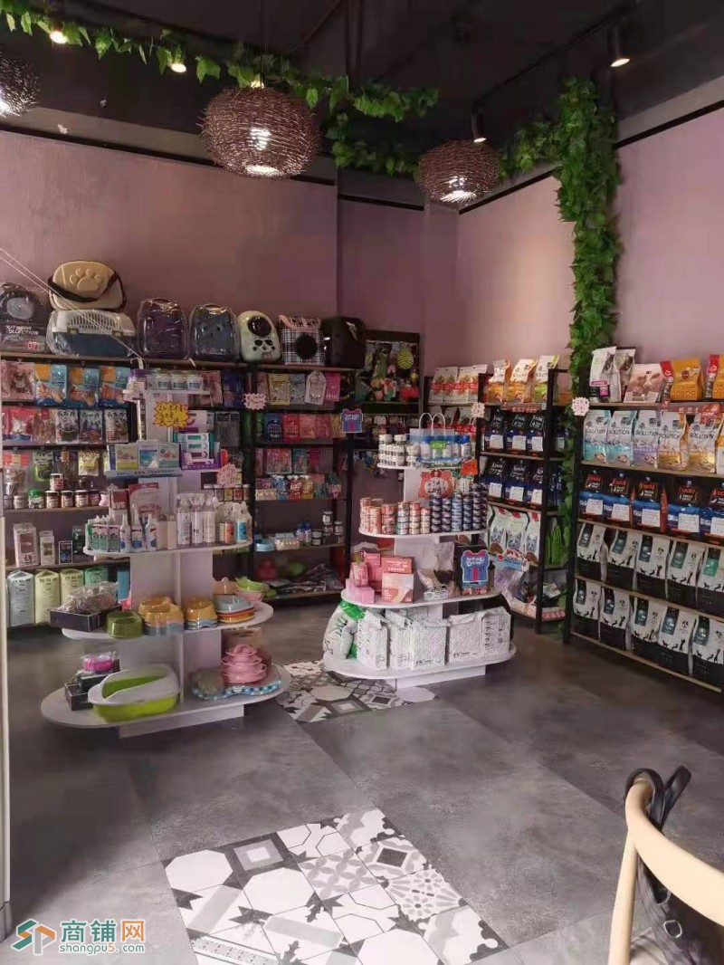 小区门口拐角宠物店转让 经营两年之久图2
