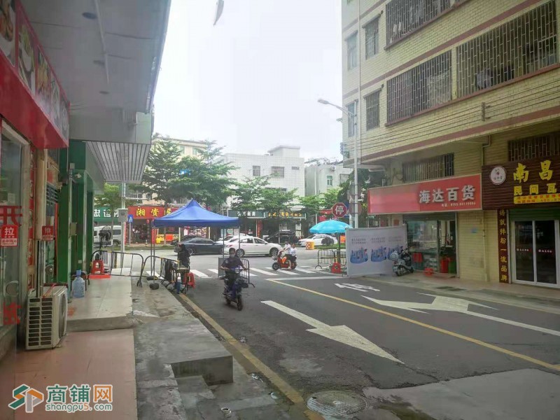 坪山区龙田社区龙湾市场路临街旺铺转让W图3