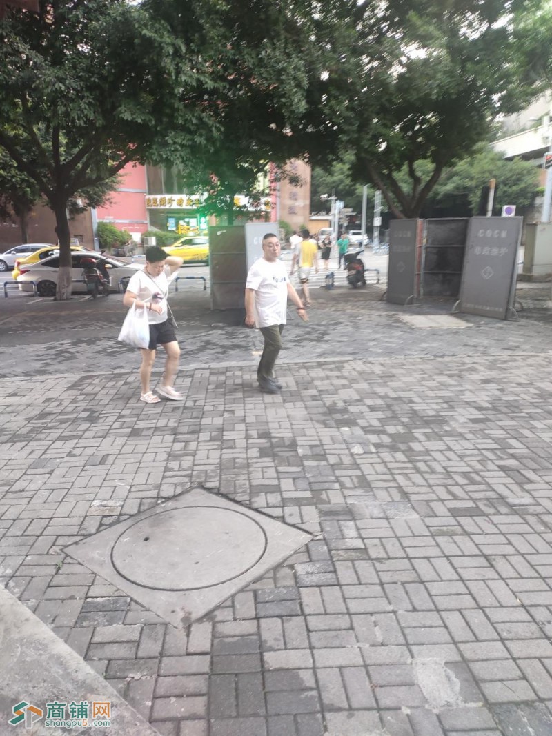 十字路口临街门面图3