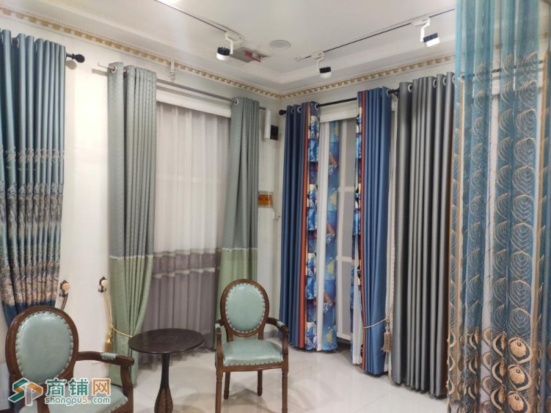 窗帘壁布软装店图2