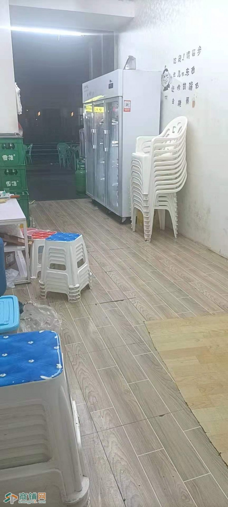 转让 成熟丁字路中心乐山烧烤转让  中介勿扰图2