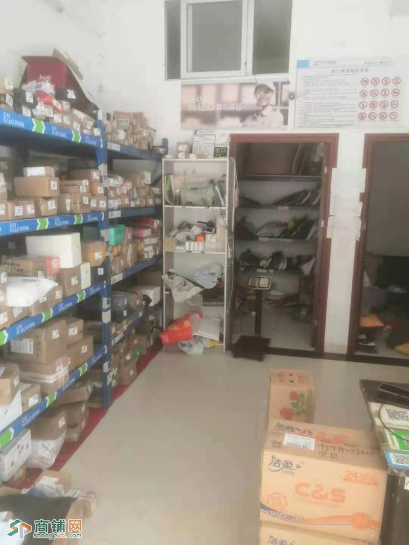 布吉区长龙小区内菜鸟驿站转让图3