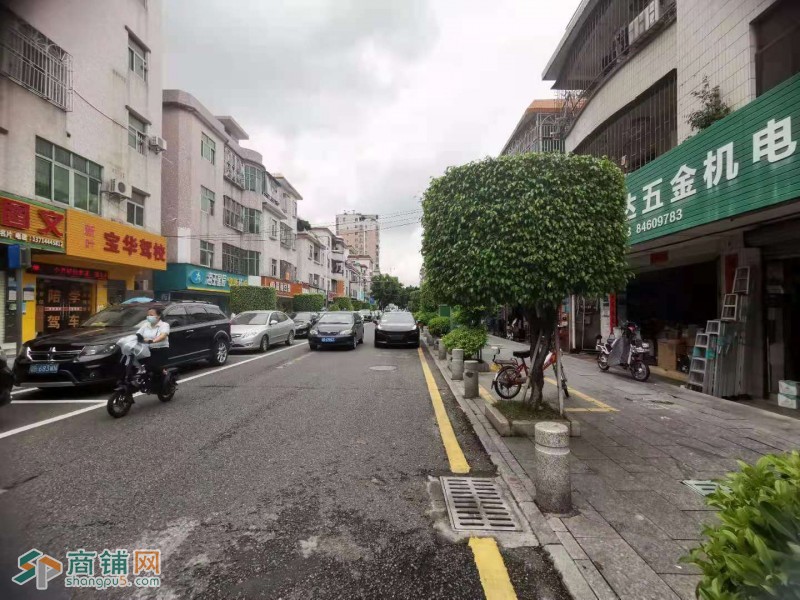 坪山区坪山街道和平路汤粉店转让W图2