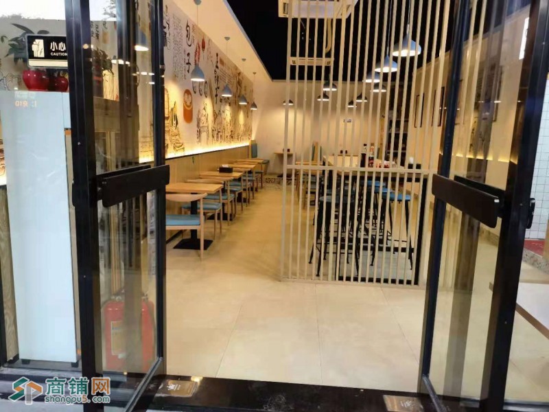 龙岗区万科天誉二期餐饮店转让W图2