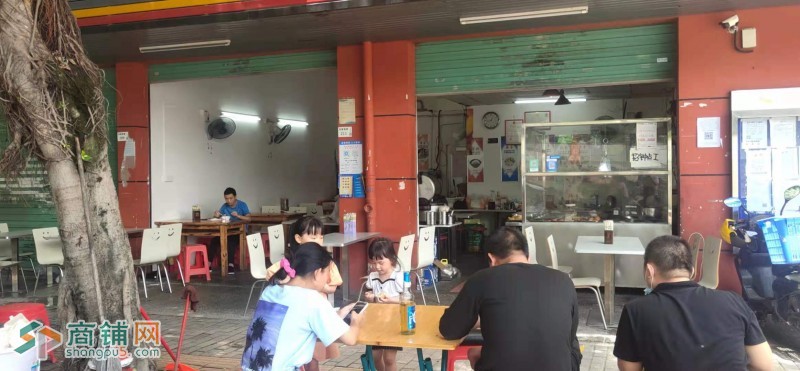 龙华金地大科技园南门快餐店转让可外摆图3