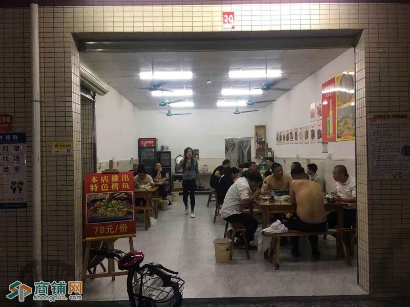 龙岗区龙西综合市场39号赵老幺川菜馆转让W图2
