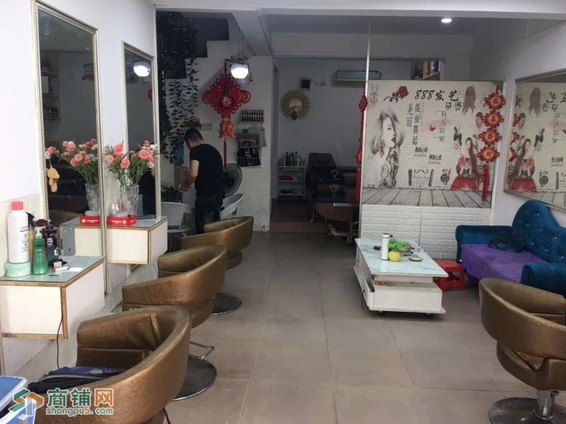 龙岗区布吉南湾街道普强花园A区888发艺转让W图2