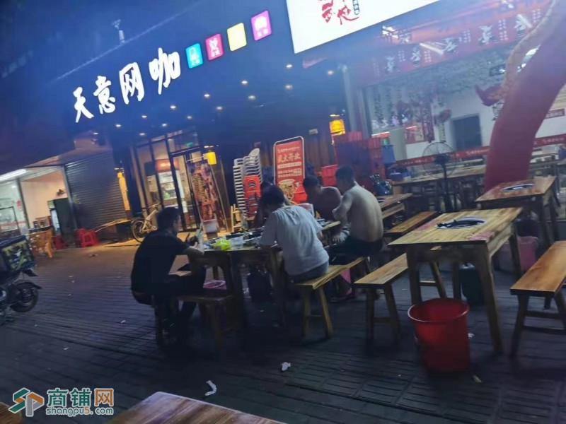 龙岗平湖锅武侠硬啃酱骨头火锅盈利转让W图3