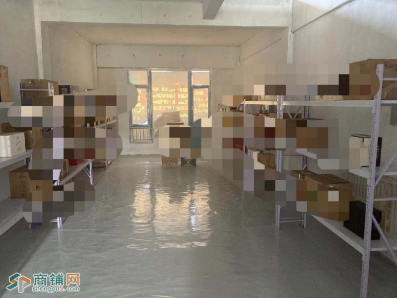 中高端小区赤山路烟酒行出兑（共两层半） 超市 棋牌图3