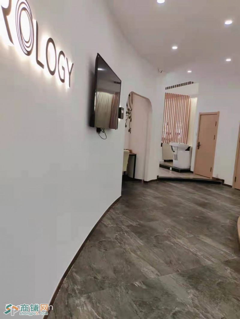 沈阳长白岛万科城旺铺出租图2