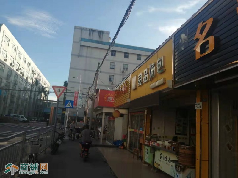 龙岗区六约六合路名优美容美发转让W图3