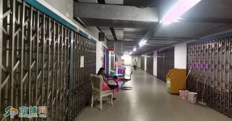 地铁商铺整体招租图3