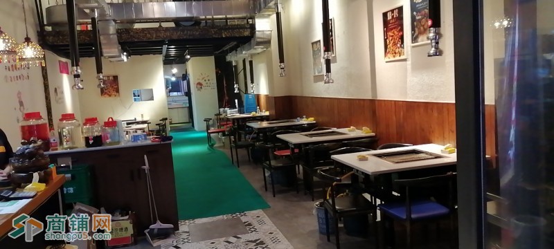 温江区西熙里网红美食街烤肉店转让图3