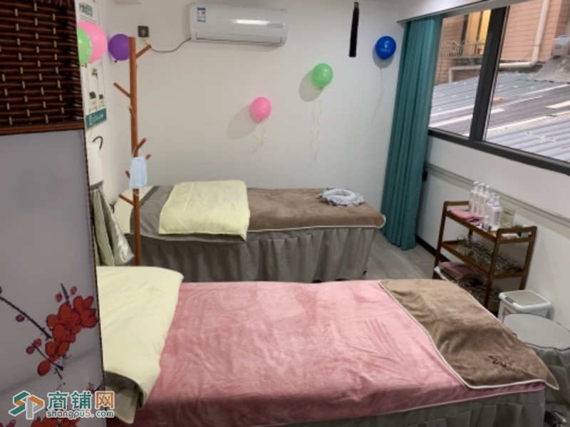 百龄足9.9连锁店转让图3