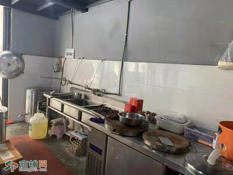 青白江小区门口餐饮店 位置好人流多图3
