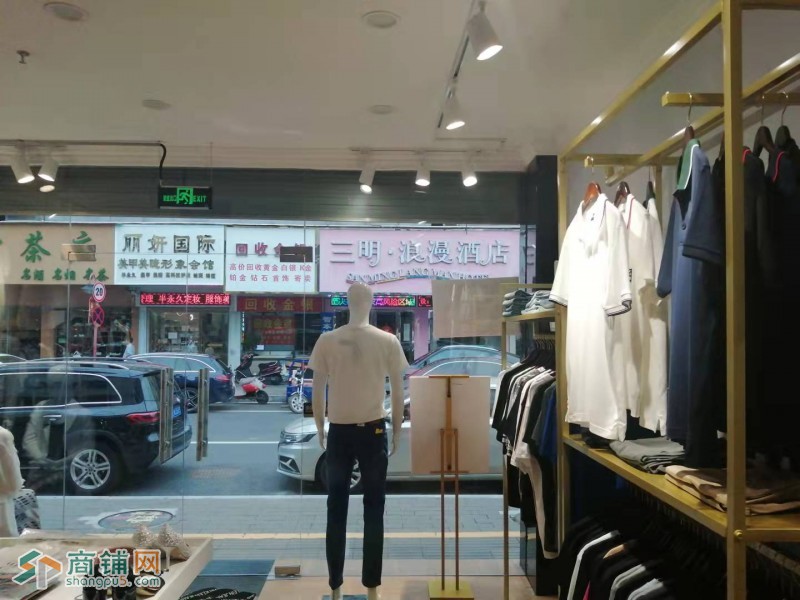光明区康德街时尚女装街店铺装让W图2