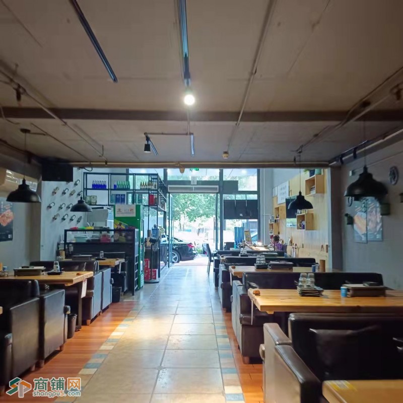 五二郎烧烤店图2