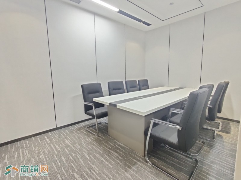 甘家寨地铁 万科金域155平特价 精装带家具 科技四路 交通便利图3
