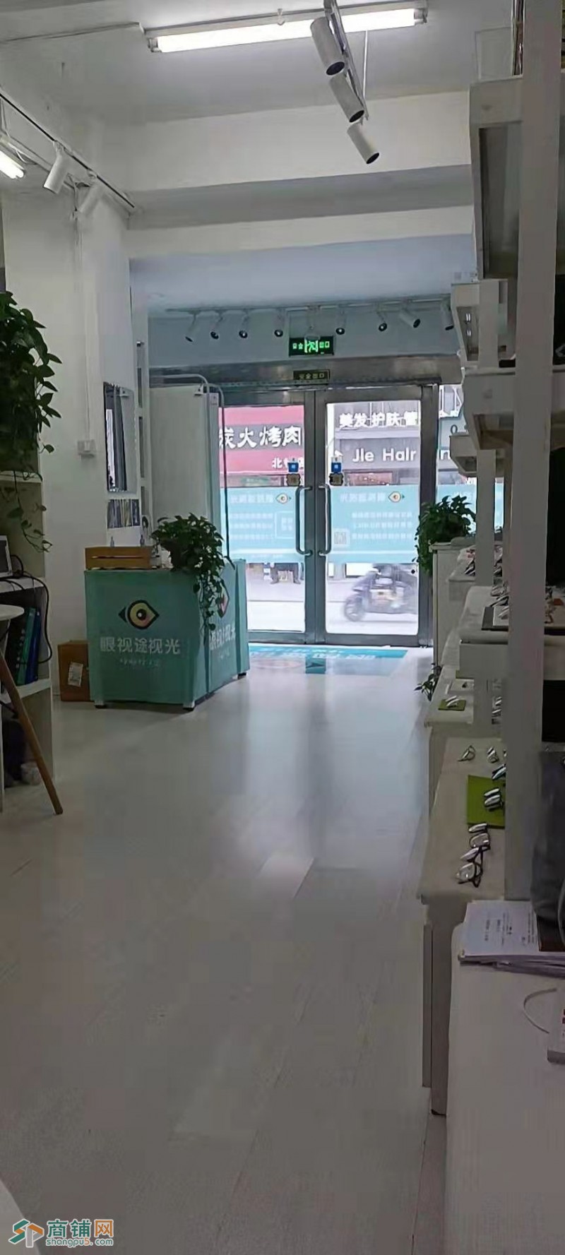皇姑宁山中路旺铺转让学区图3