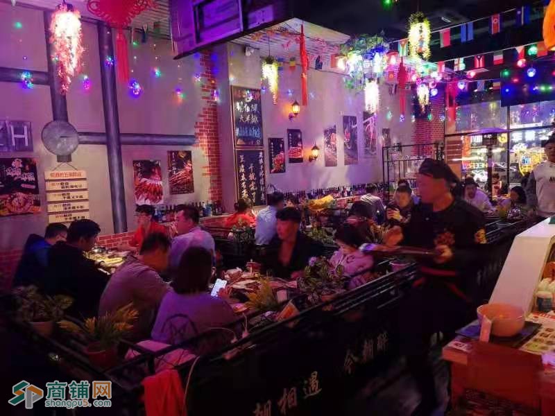 于洪区松山西路豪华装修餐饮转让图2