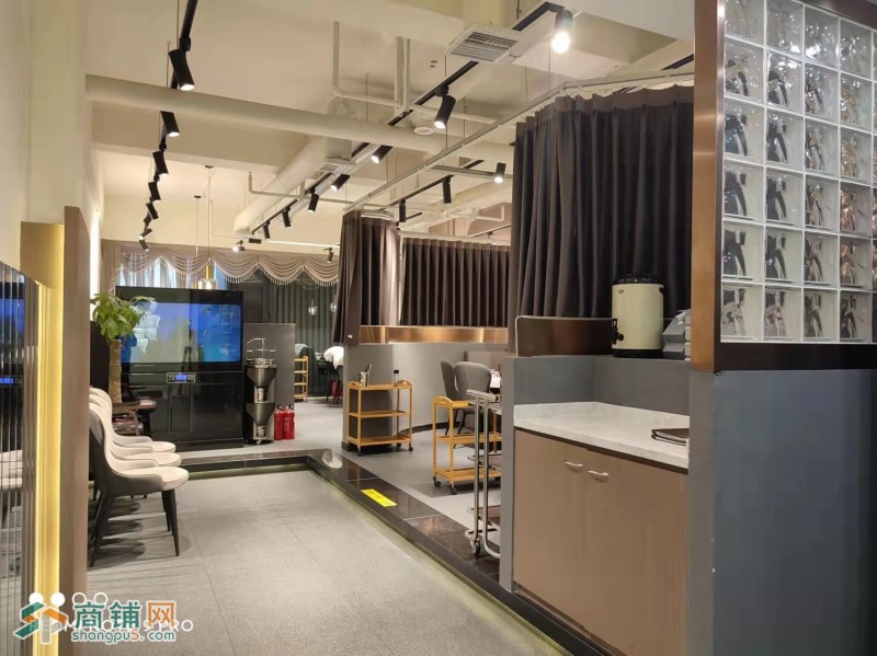 铁西区临街装修豪华烤肉店餐饮店出兑（中介网站勿扰）图2