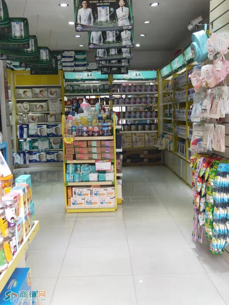 高端住宅小区大门口母婴店转让图2