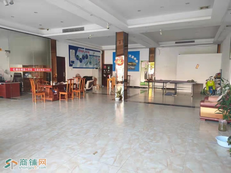 龙岗区爱南路二手车店铺转让图3