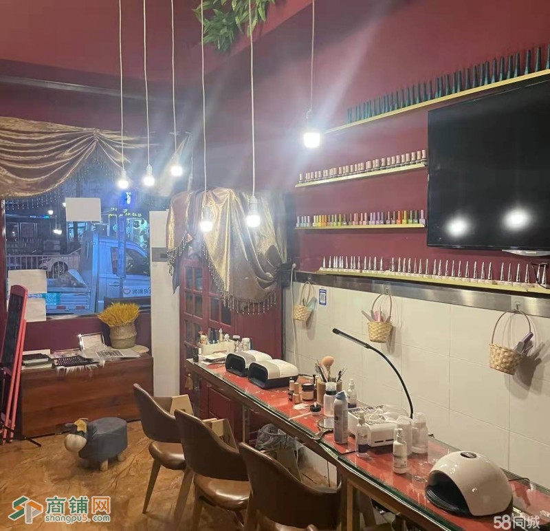 w转让 东升地铁口美甲店挥泪转让图3