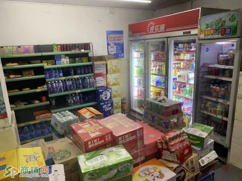 W龙岗小区入口便利店转让营业额稳定图3