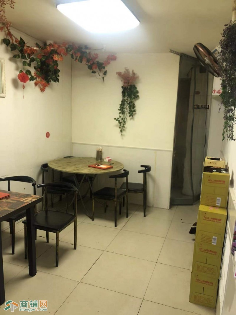 和平区 火爆商业太原街 因身体原因 低价出兑 盈利状态 可带技术 眼瞅着夏季挣钱图2