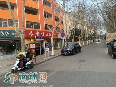黄岛区武夷山路3872㎡超大面积旺铺整租或单租图3