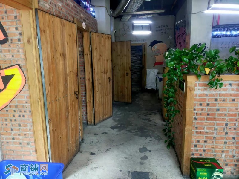 于洪辉山西路180平纯一楼旺铺转让图3