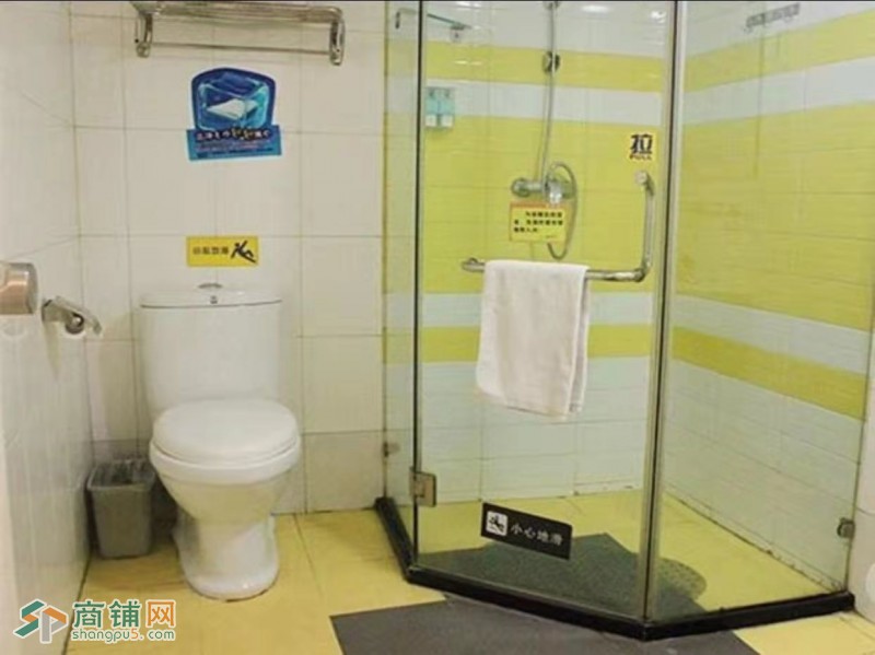 3800平米大型连锁酒店图3