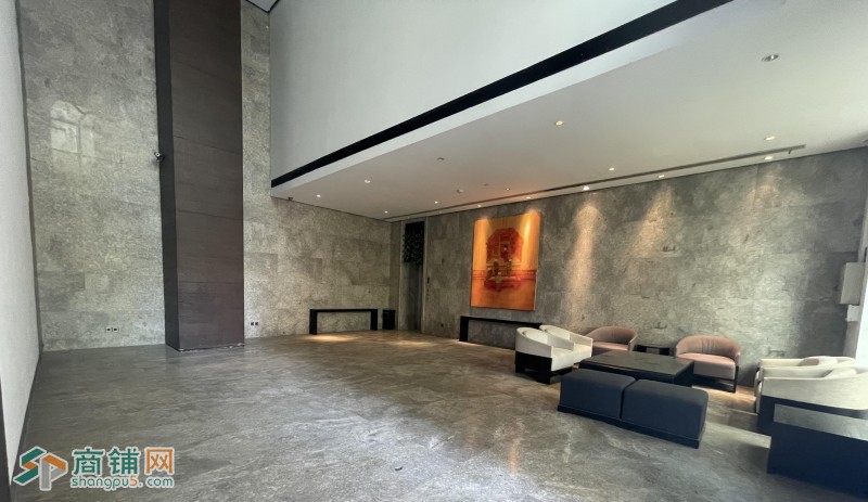 华科大旁临街商铺（可整可分）转让图2