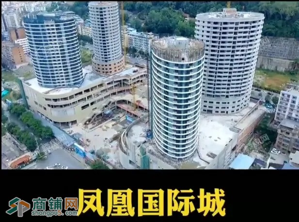 急售巴中市巴州区老城南池凤凰国际城一楼152m²出入口商铺（省百万税费）图3