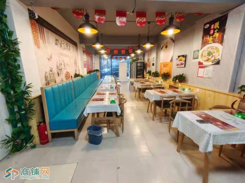 急兑 铁西 云峰北街啵啵鱼餐饮店 商圈成熟 紧挨小区大门 凯旋门对面 人群消费水平高 盈利 舍痛割爱图2