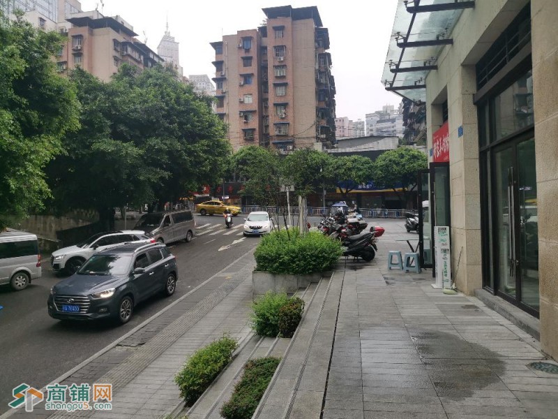 万寿路临街旺铺低价转让图2