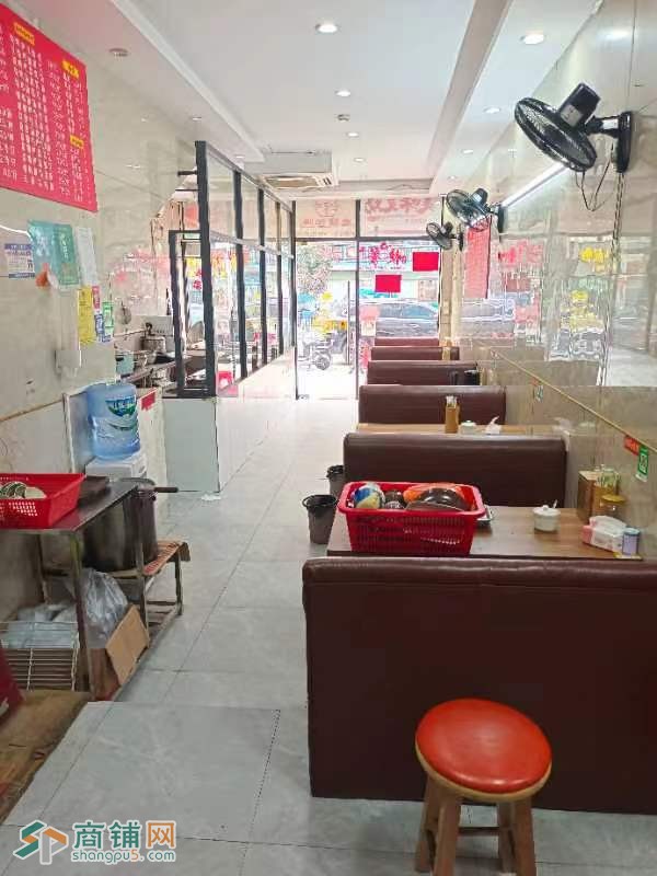 W坂田长发中路潮粤烧腊餐厅旺铺转让图2
