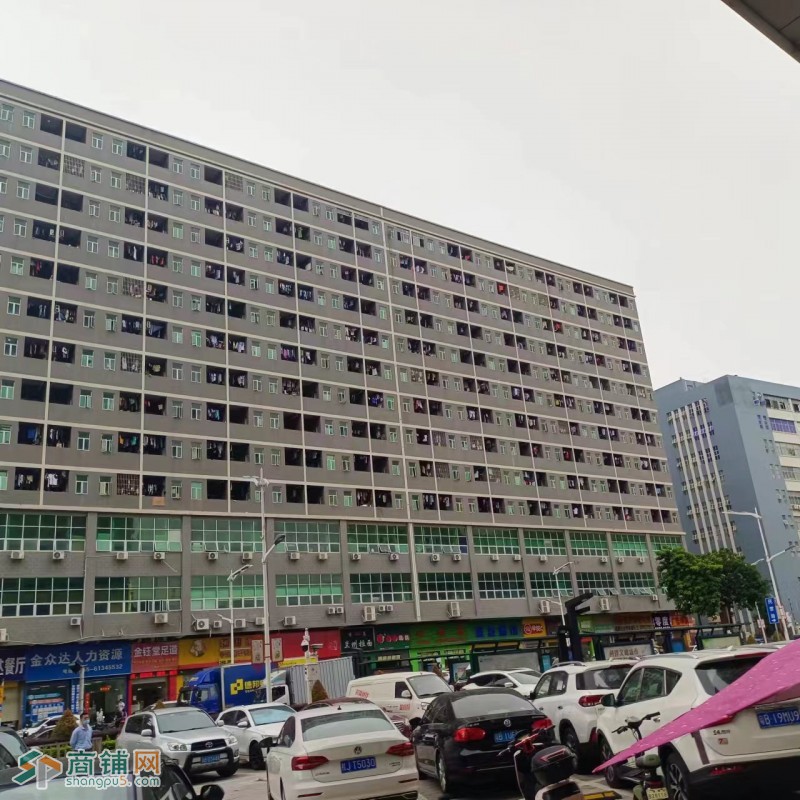 W宝安区石岩石龙仔华源自助餐吧转让图3