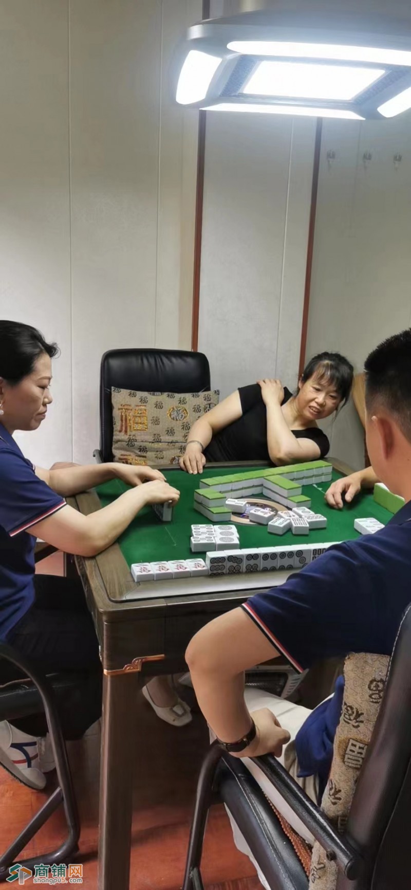 W五块石地铁站临街旺铺整体转让图2