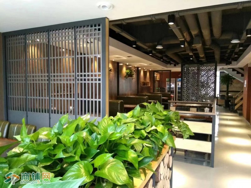 出兑丁香湖地铁D口旁烤肉店 交通便利 地铁口旁低价出兑图3
