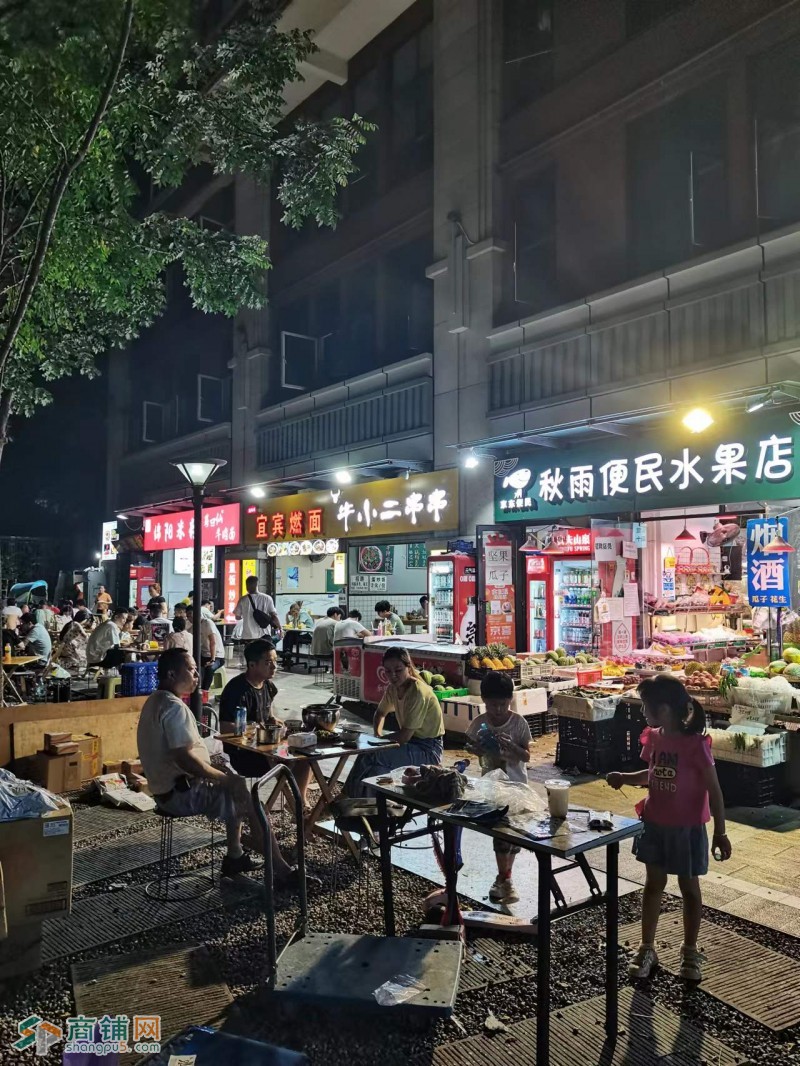 W精选 湖景四路每天纯盈利1千旺铺转让 中介勿扰图3