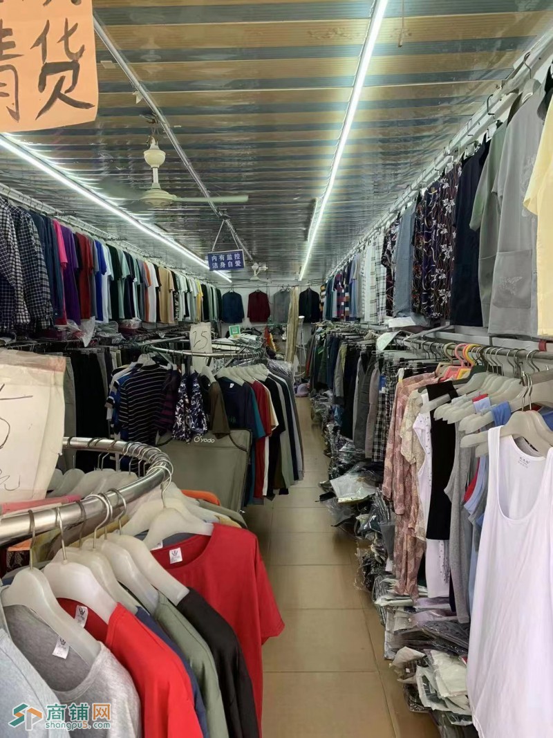 W龙岗区布吉服装大市场跃华服装批发转让图2