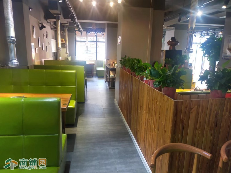 于洪纯一楼大门脸烧烤店转让图3