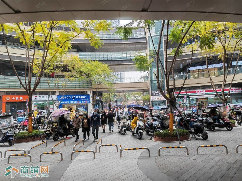 W金牛区西宸天街品牌烧烤外卖店转让图3