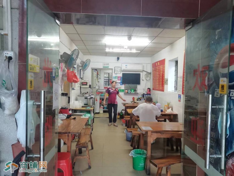 W龙岗区三溪西路餐饮店转让无行业限制图2