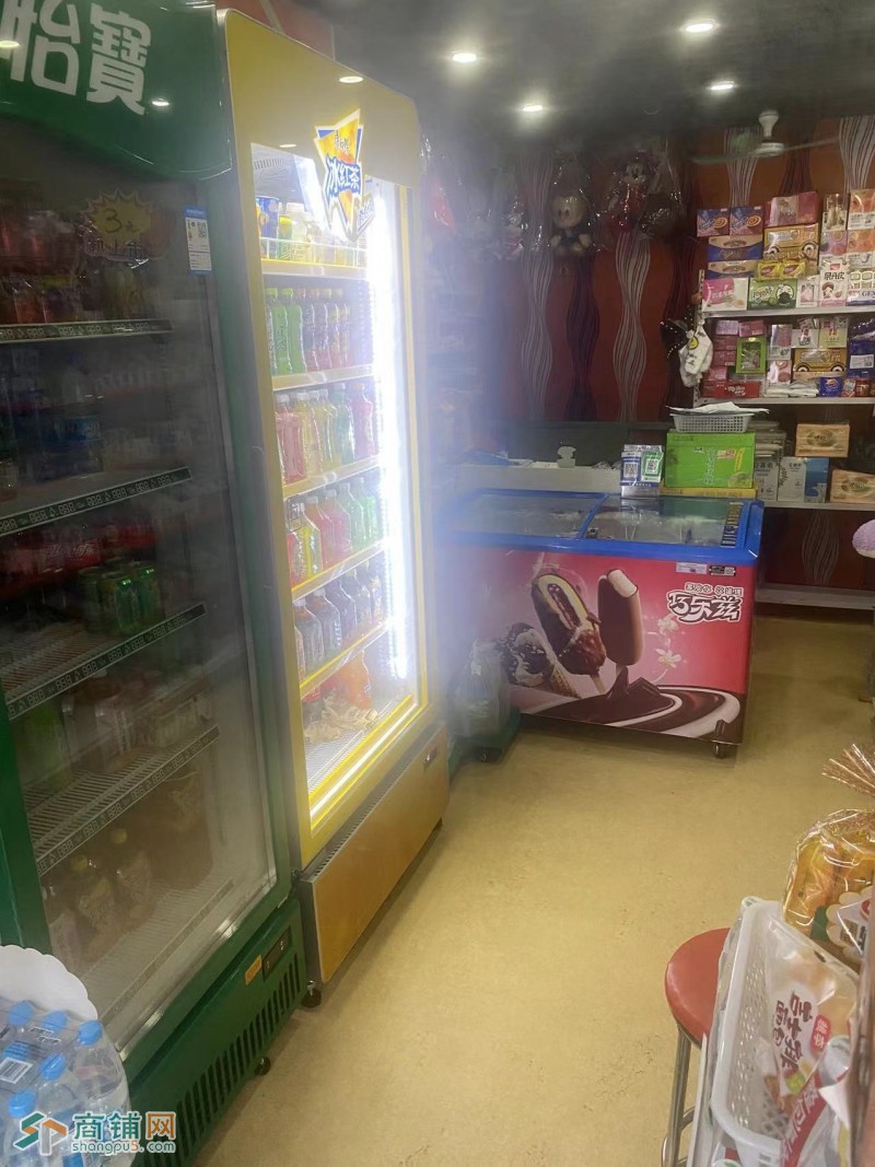 铁西区应昌街外贸零食店转让图3