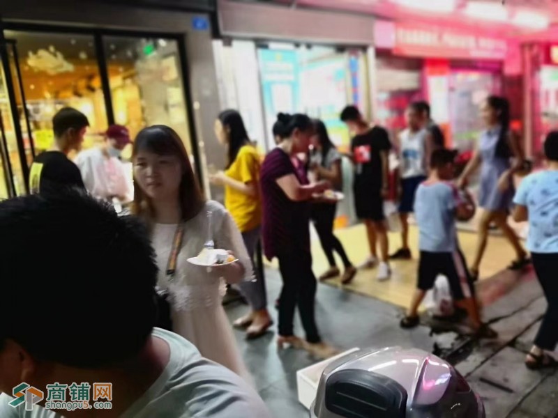 宝安区大洋路临街多麦烘焙店转让W图3