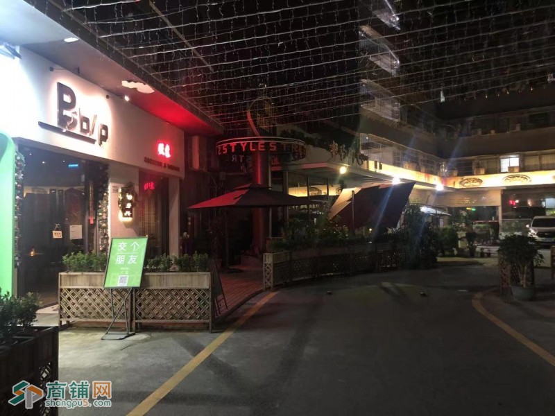 W南山区旺棠工业区荔兹公寓酒吧酒吧转让